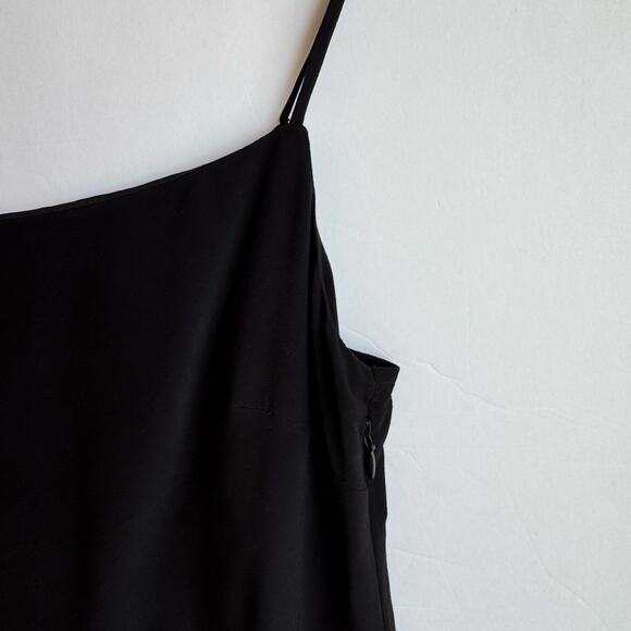 Rumored Posh Mini Dress Spaghetti Strap Little Black Dress Sz 2 Chic Minimalist - Picture 8 of 13